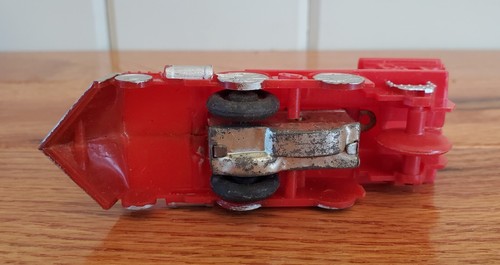 VINTAGE LOUIS MARX FRICTION PUSH AND GO TOY OLD FASHIONED LOCOMOTIVE J-3007 - Picture 7 of 12