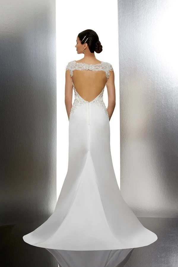 Vestido de novia Moonlight talla 10 LT marfil espalda abierta tren pequeño Foto 2 de 2