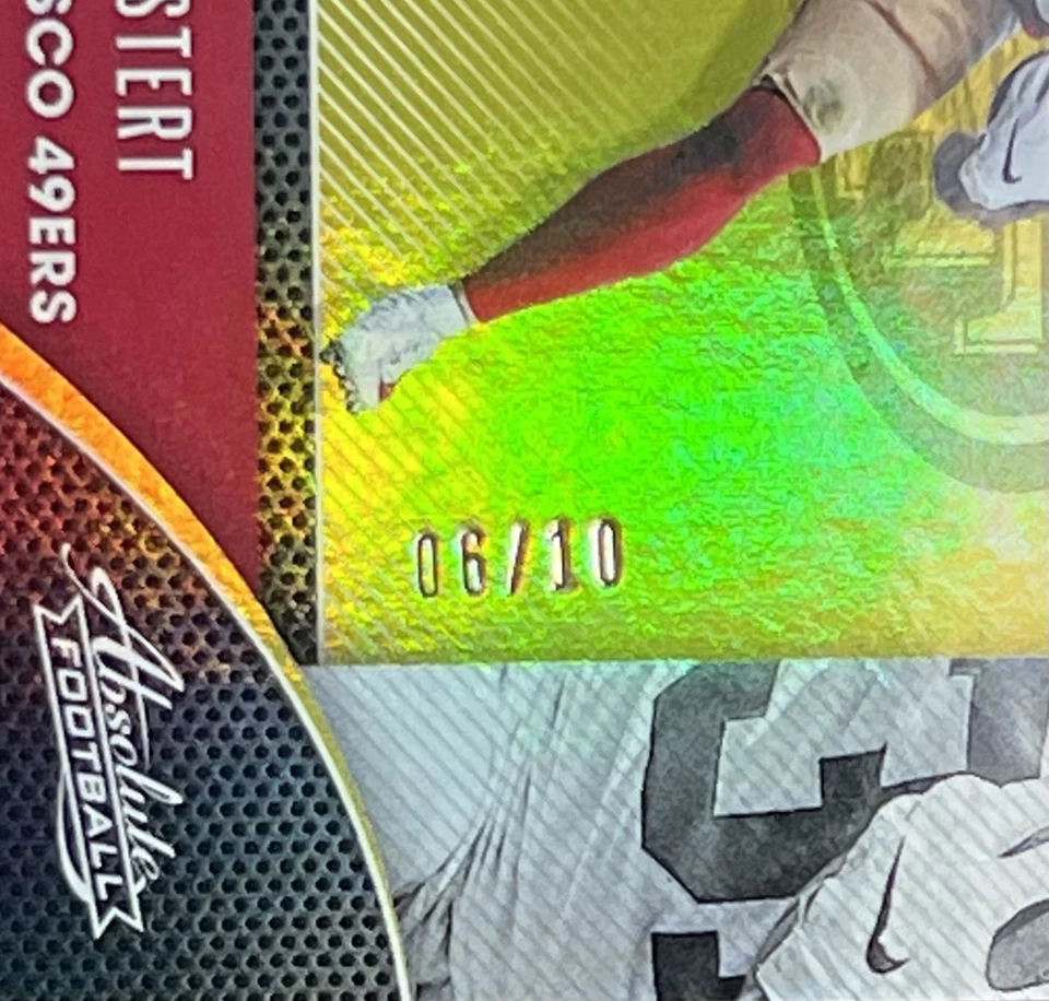 2020 Absolute Unsung Heroes Gold Parallel Raheem Mostert /10 San Francisco 49ers - Image 2 of 3