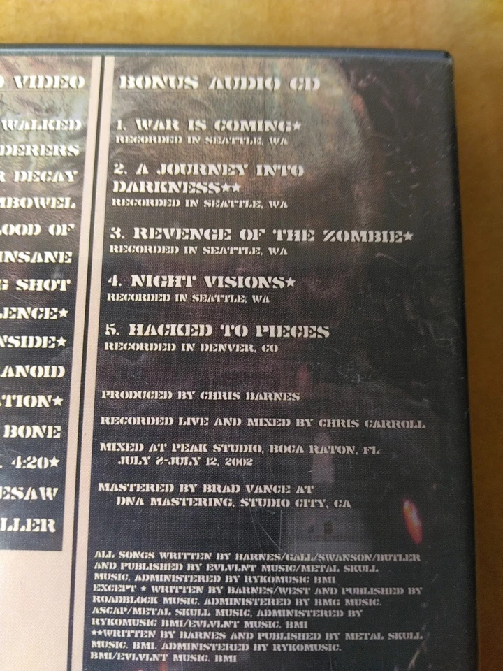 Six Feet Under: Double Dead - CD/DVD Double Pack (DVD, 2002, 2-Disc Set, DVD/CD Foto 4 de 4