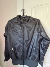 Nike Men's Black Hooded Full Zip Windbreaker Jacket Solid Regular Fit Size L