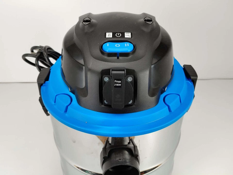 Aspirapolvere industriale Vacmaster VQ1530SFDC 1500 W, 6 kg, 30 l, 240 V - Immagine 4 di 4