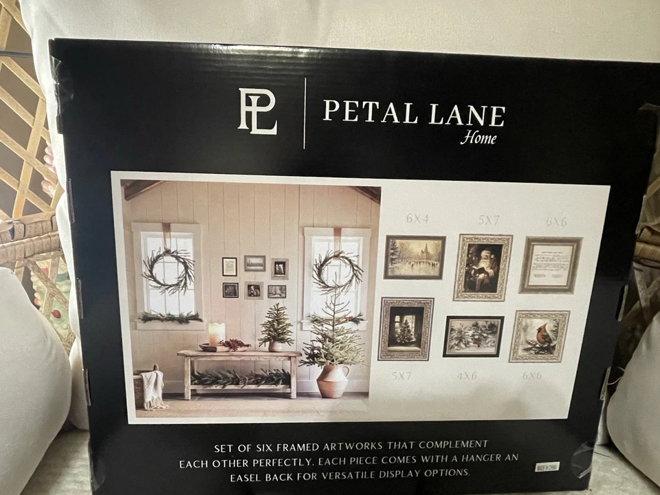 Nuevo con etiquetas Arte de pared de Navidad Petal Lane nuevo lanzamiento nuevo, Santa, árbol de Navidad enmarcado Foto 2 de 4