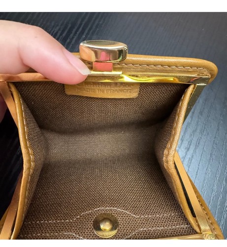 Christian Dior Coin Purse Wallet Beige brown gold honeycomb excellent condition - Picture 3 of 9
