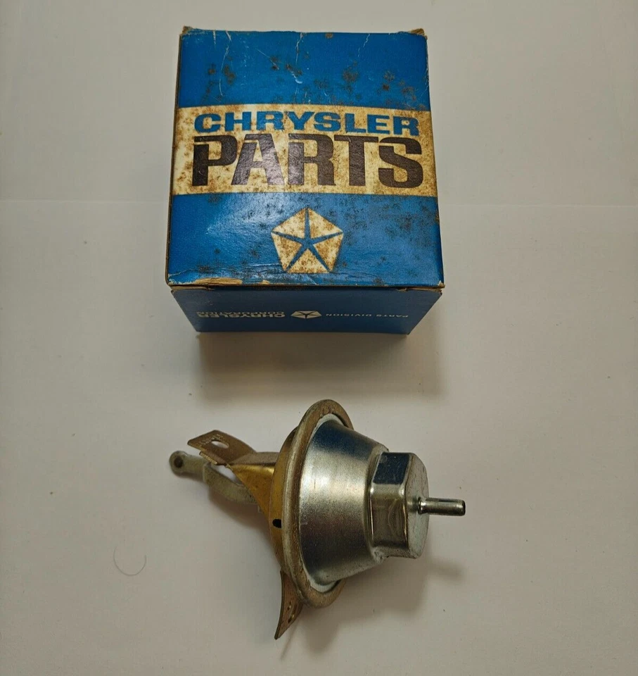1971-1972 Plymouth Dodge 6 наклонный распределитель вакуумный регулятор 3438514 новый из старых запасов. - Изображение 3 из 4