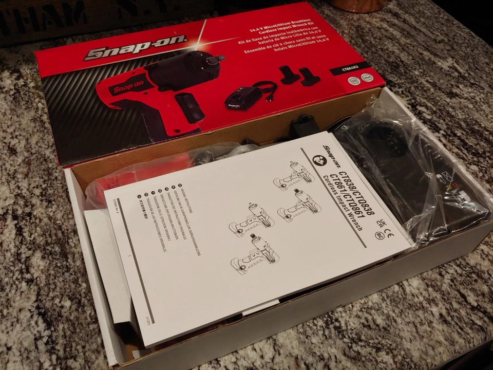 Snapon Tools 14.4 V 3/8" Drive MicroLithium Cordless Impact Wrench Kit- RED - Image 2 of 4