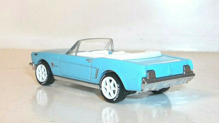 LOOSE 2020 HOT WHEELS 1:64 BLUE '65 MUSTANG CONVERTIBLE
