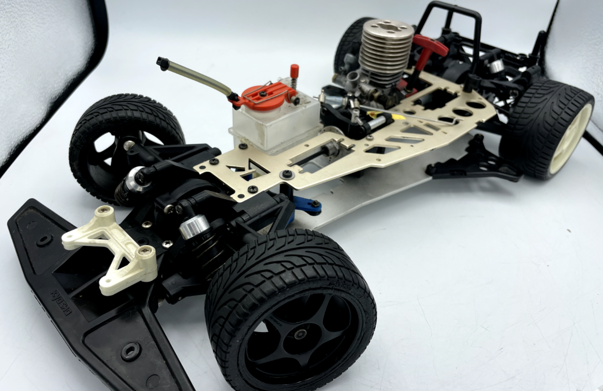 For parts Kyosho Superten FW-03? engine car vintage chassis For parts Kyosho Superten FW-03? engine car vintage chassis