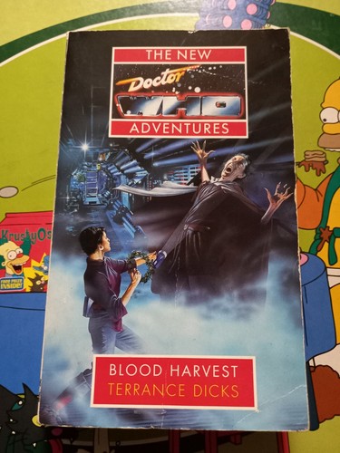 DOCTOR WHO THE NEW ADVENTURES BOOK BLOOD HARVEST PAPERBACK - Picture 1 of 4