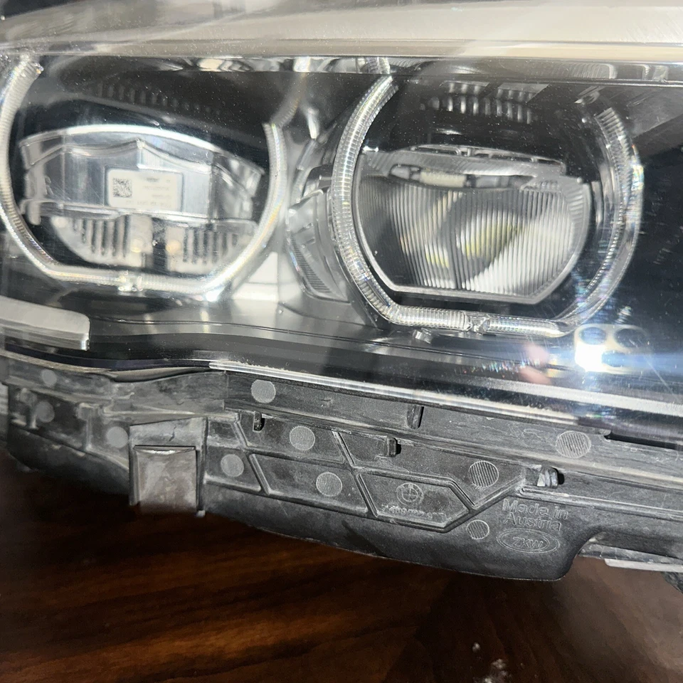 BMW 750i 2016 2017 2018 2019 LED sin faro de diseño de halo derecho usado OEM usado Foto 4 de 4