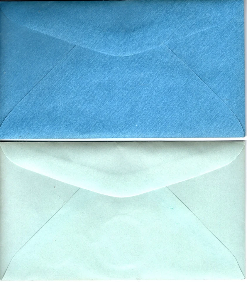 1982 AUTHENTIC US MINT UNCIRCULATED DENVER AND PHILADELPHIA SOUVENIR SETS - Image 4 of 4