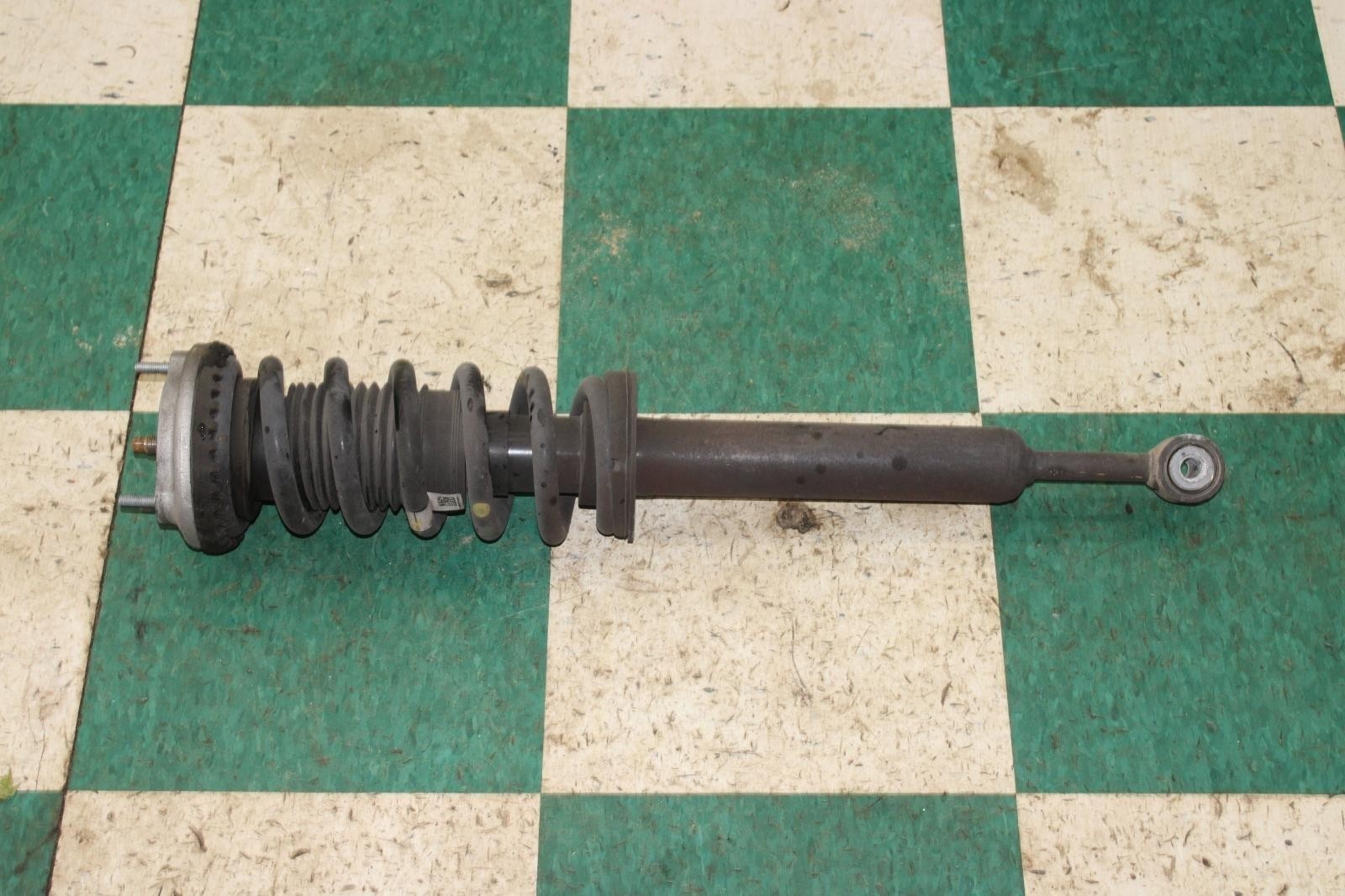 14-17 Ghibli Driver Left LF Side Front Coil Spring Shock Strut Factory OEM WTY