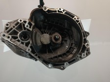 VAUXHALL ADAM GEARBOX  2015 1.2L Petrol 5 Speed Manual  95517684 24581813