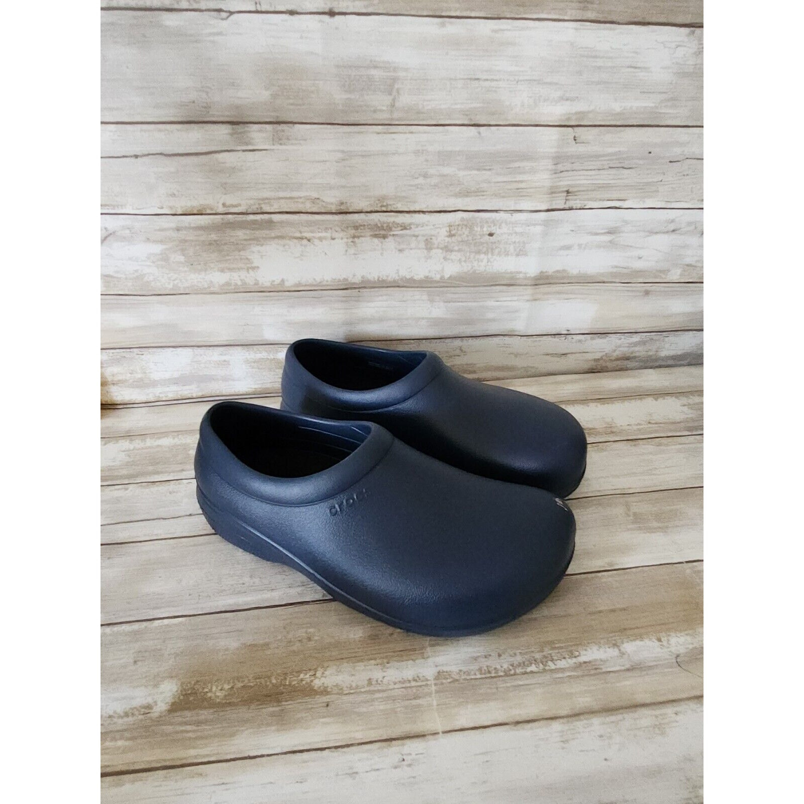 CROCS Dual Comfort SLIP-ON Navy CLOG size M6 W8 Nursing NON SLIP WORK SHOES