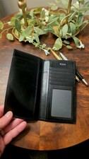 Tumi Calf Skin Leather Passport, Credit card Holder / Wallet