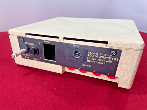 Acorn Teletext Adaptor Cheese Wedge (Raspberry Pi Case?) No PSU Or Switch - Afbeelding 8 van 10