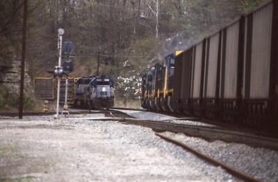 Duplicate Train Slide CSX trains meet #18