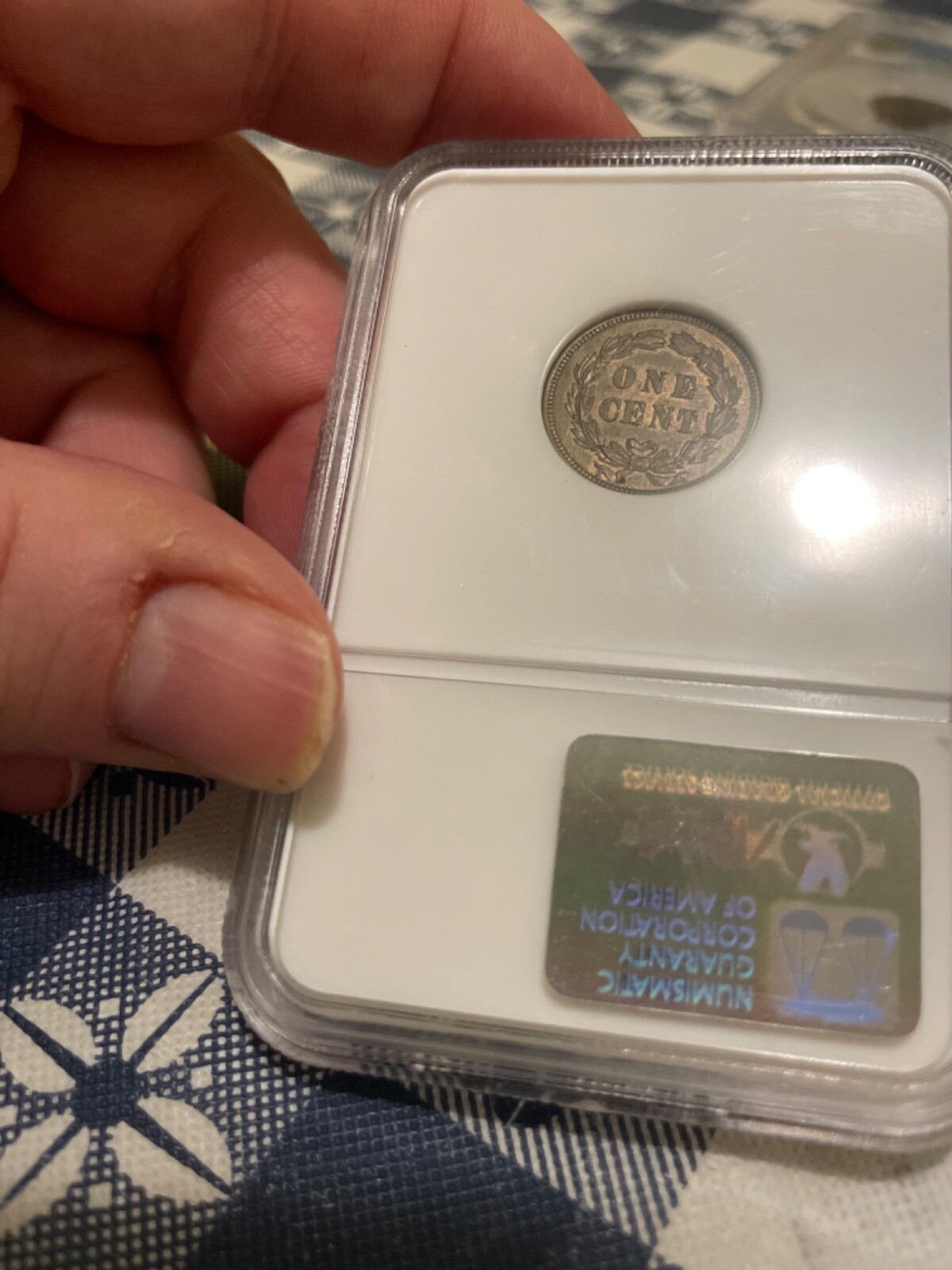 Picture 2 of 4