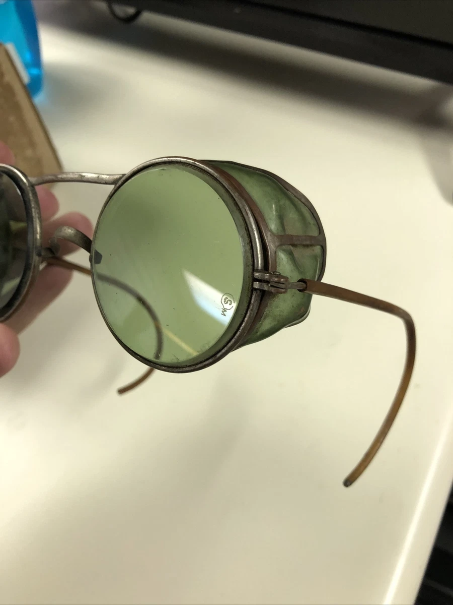 #1 Welsh Manufacturing Co WW2 Safety Glasses Aviators Vintage green Lenses RARE