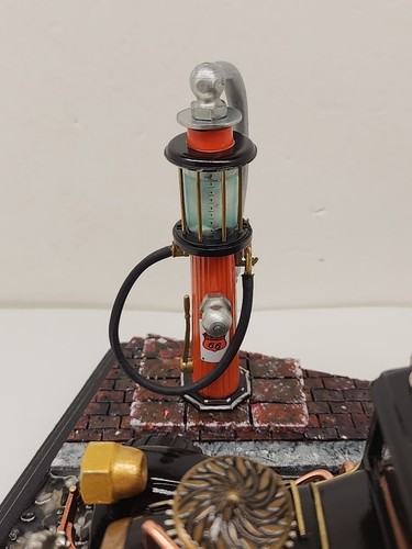 Custom Designed Hubley Ford Model A Wagon On Diorama W/multiple Working Lights - Picture 14 of 23