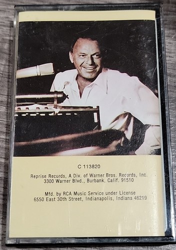 Frank Sinatra Cassette Ol Blue Eyes is Back - Vintage - GA - Foto 1 di 3