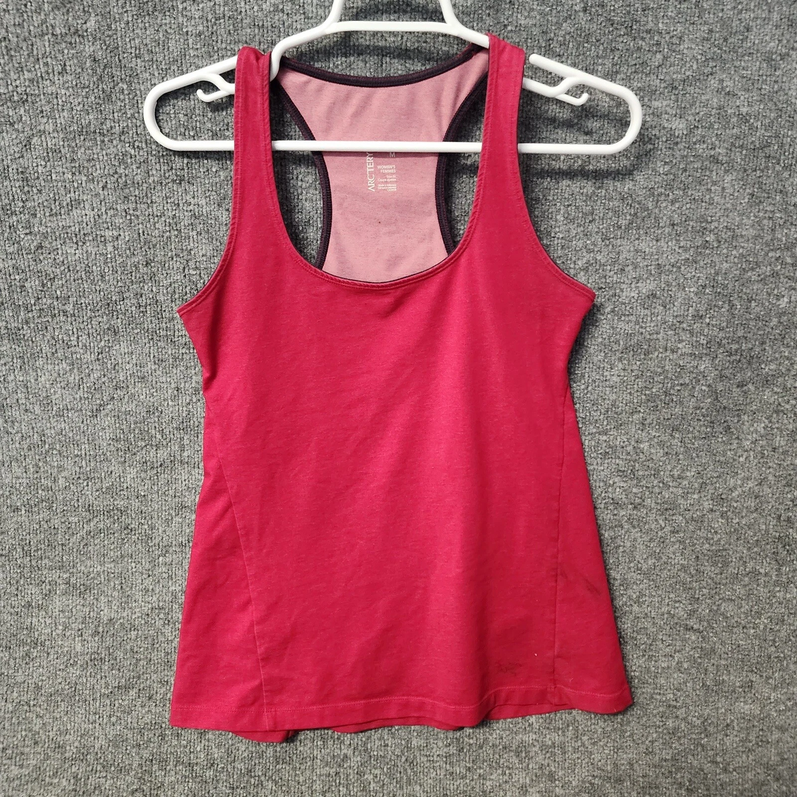arcteryx sleeveless racerback athleisure trim fit tank-top
