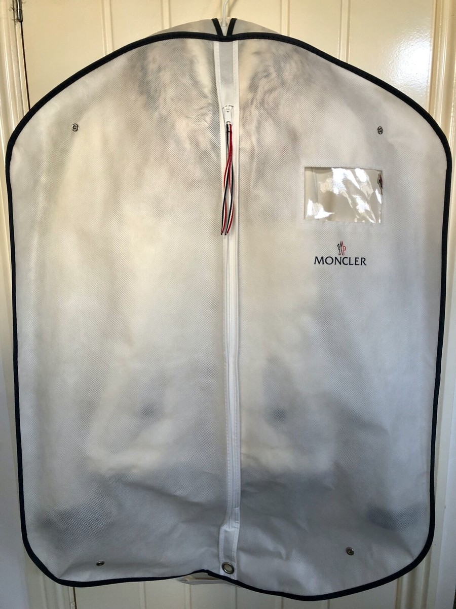 MONCLER クリーム色 ストール 楽天市場】MONCLER モンクレール ストール 3C00016 3C00013