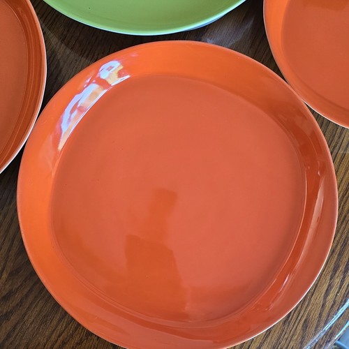 Rachael Ray - ROUND & SQUARE - 11” Dinner Plates(3) & 9" salad plate (1) -H019 - Picture 2 of 6