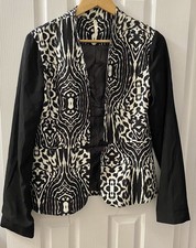 SPICYSUGAR Ladies Black And White Open Jacket Near New Size 12