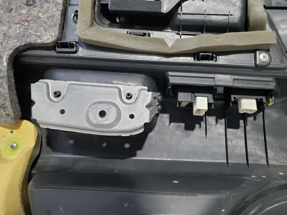 Toyota FJ Cruiser 2007 OEM panel de moldura de puerta delantera derecha Foto 4 de 4