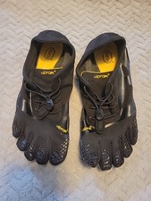 Vibram Five Fingers Black 14W0701 Size 7-7.5 EU 37 Shoes Women's