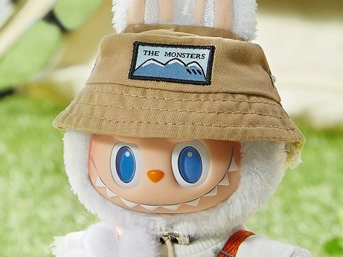 Pop Mart Labubu The Monsters Labubu Fall in Wild Plush Pendant - Picture 11 of 11