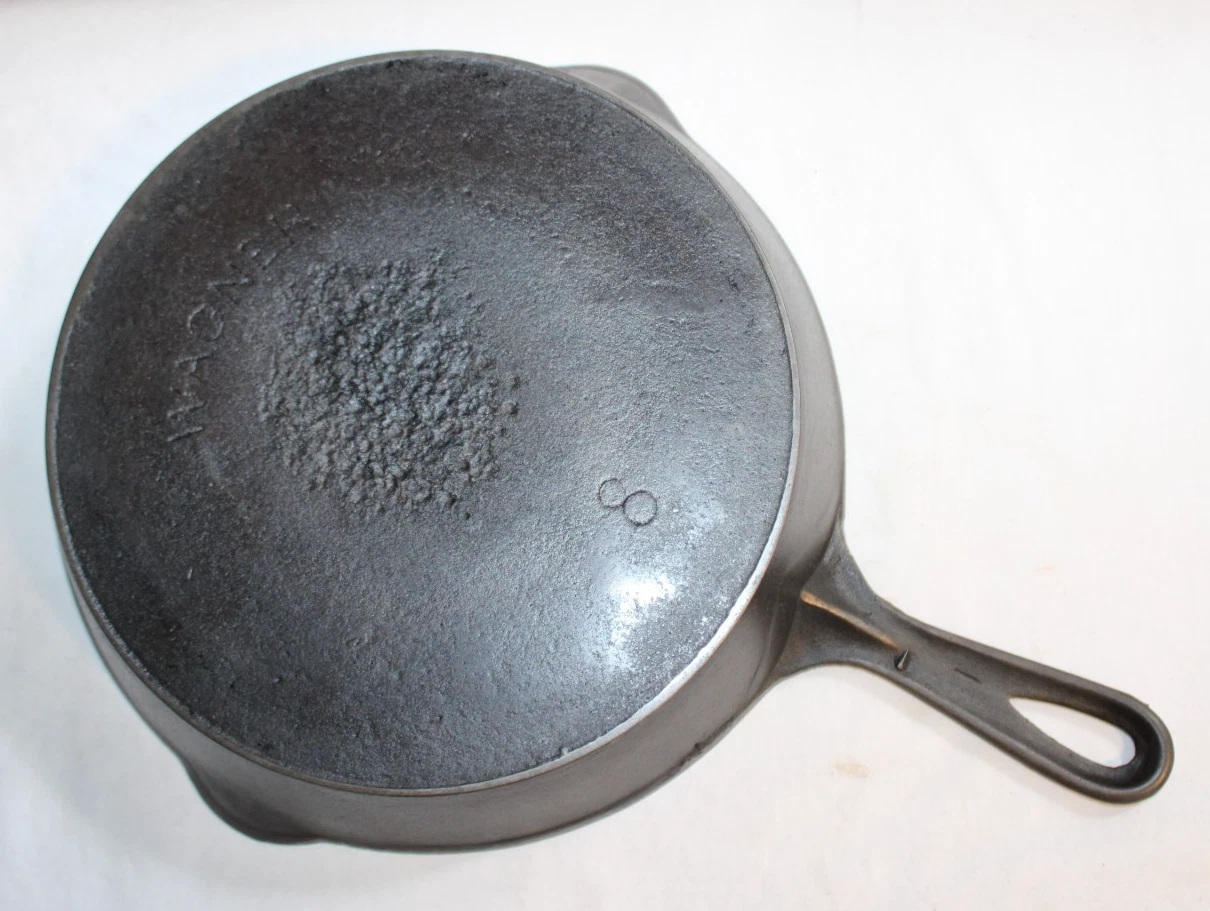 Vintage Arc Logo WAGNER No. 8 Cast Iron Skillet w/ Heat Ring