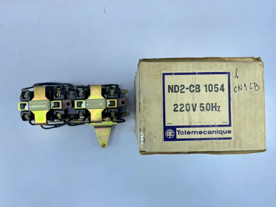 Contacteur Auxiliaire Telemecanique CN1-CB 291567/K ZC1GR5 ND2-CB 1054 220 50Hz - Photo 2/4