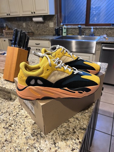 adidas boost 700 sun