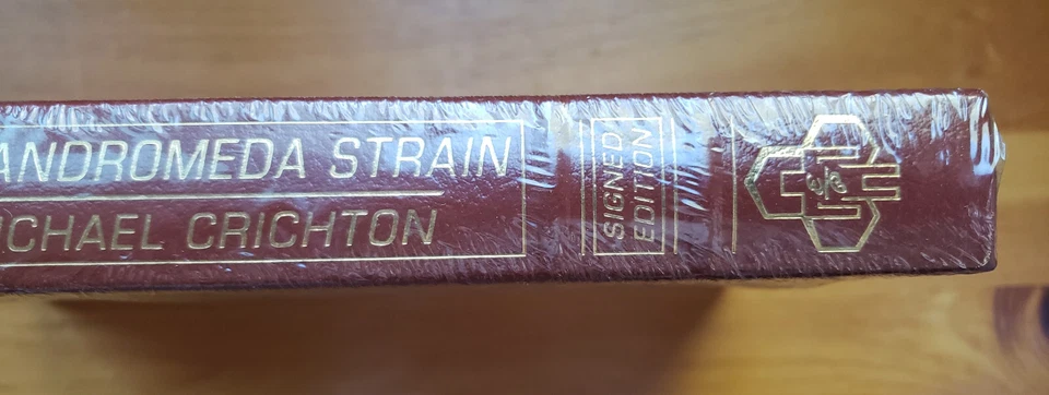 SIGNED: Easton Press: ANDROMEDA STRAIN - Michael Crichton Limited Edition Of 500 - Image 4 of 4