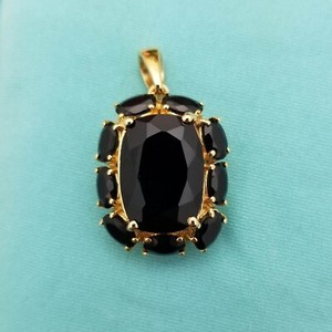 Authentic Gold Plated Chunky Oval Black Onyx Halo Pendant-925-Sterling Silver-8.5CT-15mm
