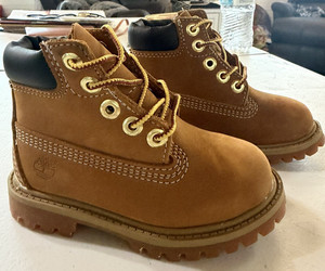 NEW Timberland Premium Toddler Size 7 Brown Classic Leather Boots