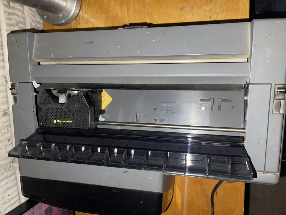 Máquina de escribir Smith Corona PWP 425 sistema de oficina procesador de textos personal de colección funciona Foto 4 de 4