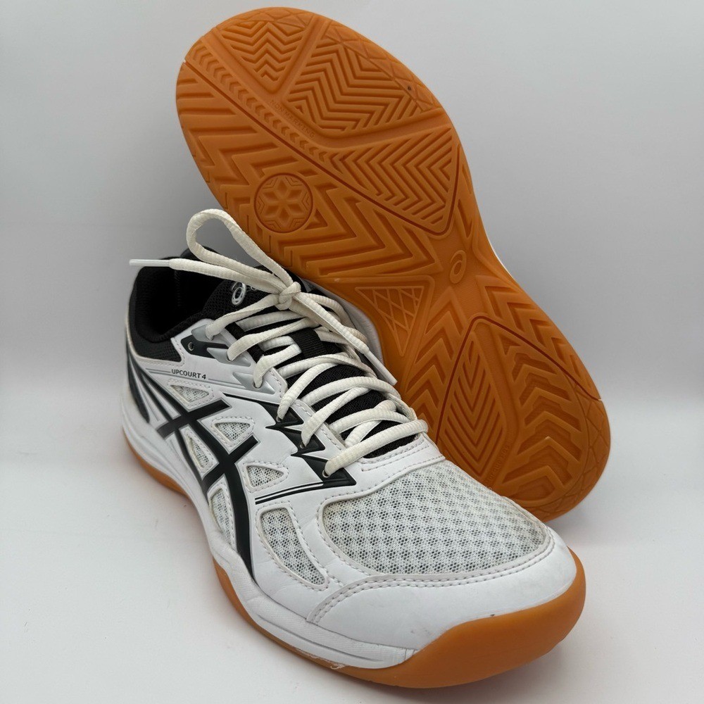 Women's ASICS Upcourt 4 White Black Athletic Shoes Gum Sole Size 11 1072A055