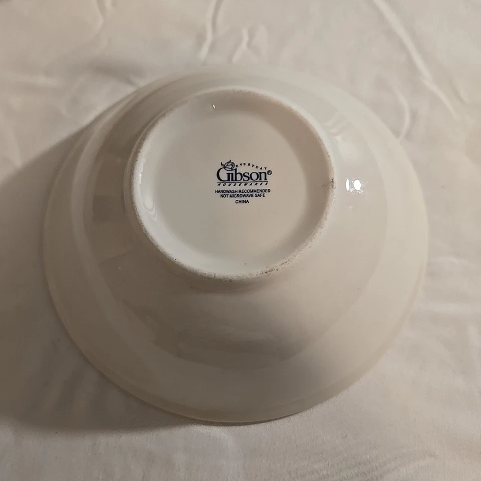 6 -Vintage Gibson Everyday Poinsettia Holiday White/Red Floral Soup/Cereal Bowls - Image 4 of 4