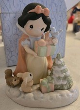 Precious Moments Disney Snow White Figurine 