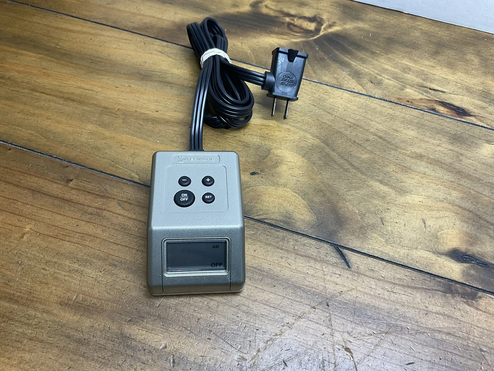 24HR Intermatic TB121 Digital Programmable Tabletop Lamp & Appliance Timer
