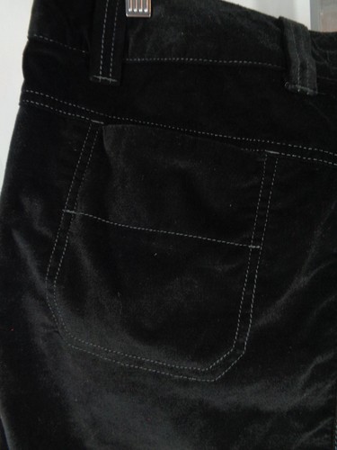 Athleta Black Velvet Skirt Size 8 - Picture 4 of 8