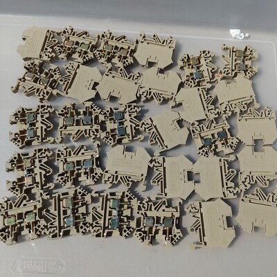 Conta-Clip AWG 22-10 800v 32a Gray Terminal Block Ends (Lot of 30)