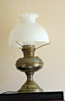 50% OFF* ANTIQUE BRASS LAMP & MILK GLASS SHADE | eBay