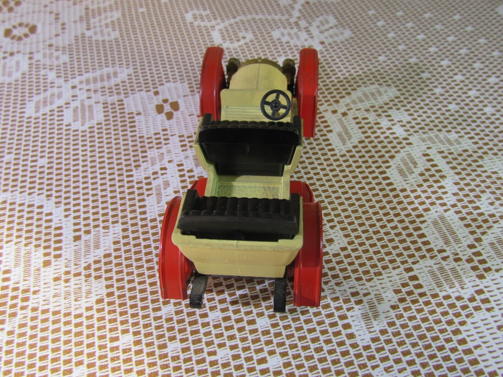 Picture 8 of 9
