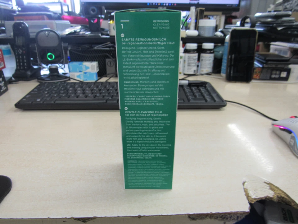 LL Regeneration System Vitality Leche Limpiadora Suave - 150 ml | Hidrata y Revit Foto 2 de 4