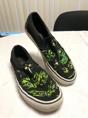 Vans Classic Slip-On Mens Womens Green Skull Canvas