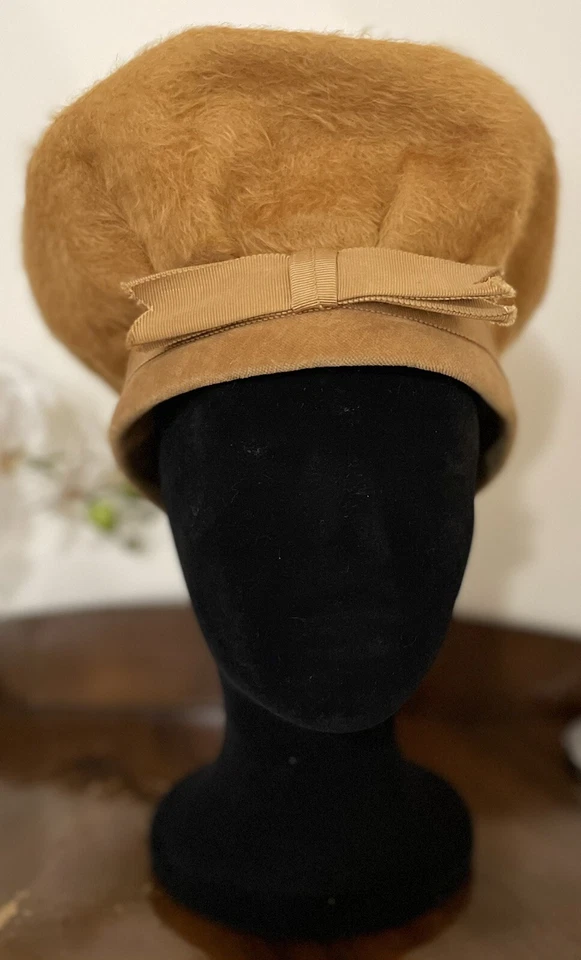 Sombrero de fieltro vintage para mujer. Color café claro con lazo. Muy versátil. Foto 3 de 4